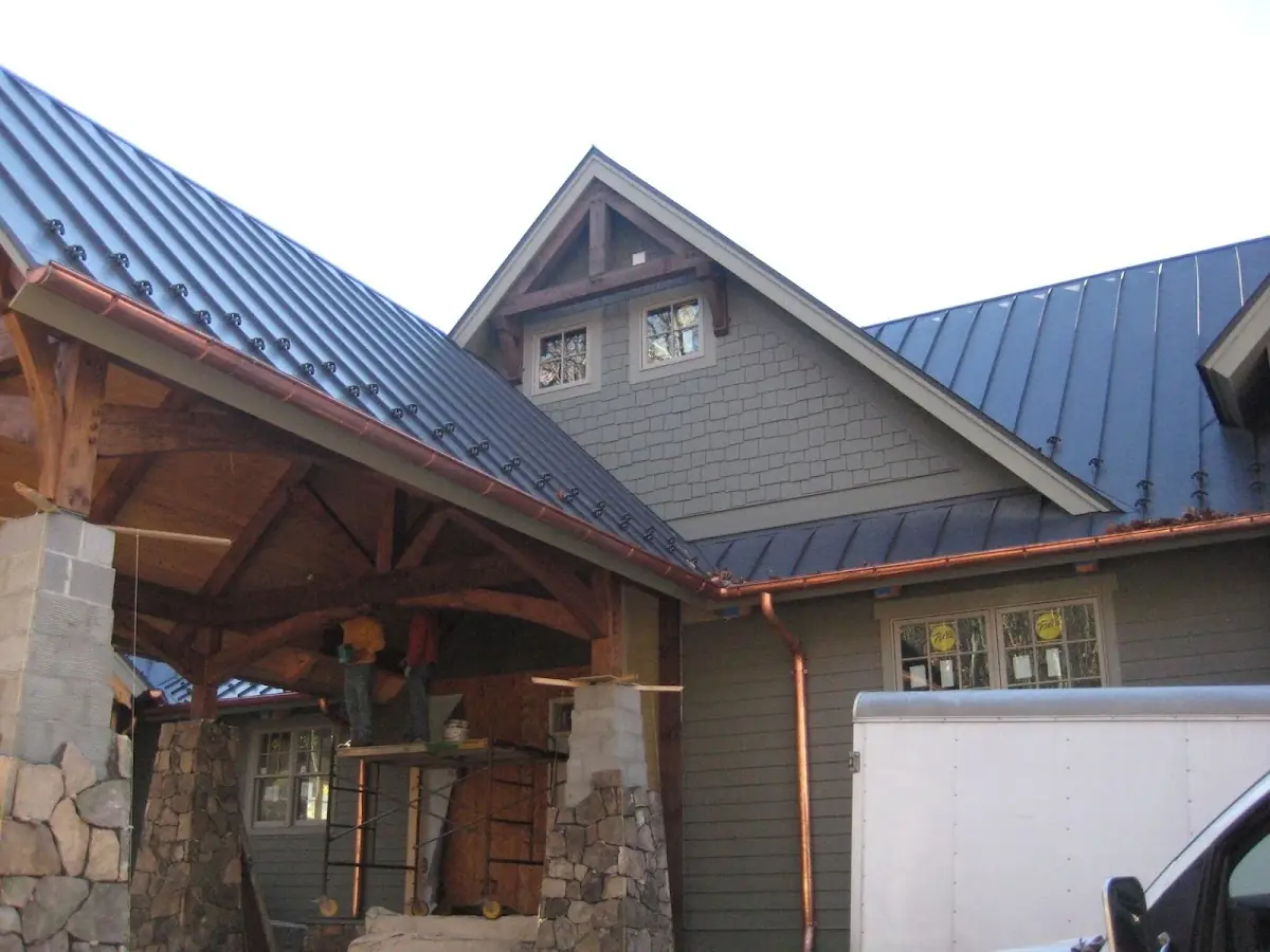 Craftsman Roofing team delivering quality roofing work in Cheltenham Acres